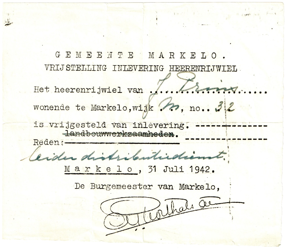 Bewijs vrijstelling inlevering heerenrijwiel van Johannes Prins uit Kampen, verstrekt door de burgemeester van Markelo 31-07-1942.